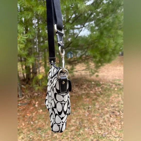 Coach Signature Pocket Swingpack Crossbody Bag - Picture 11 of 17